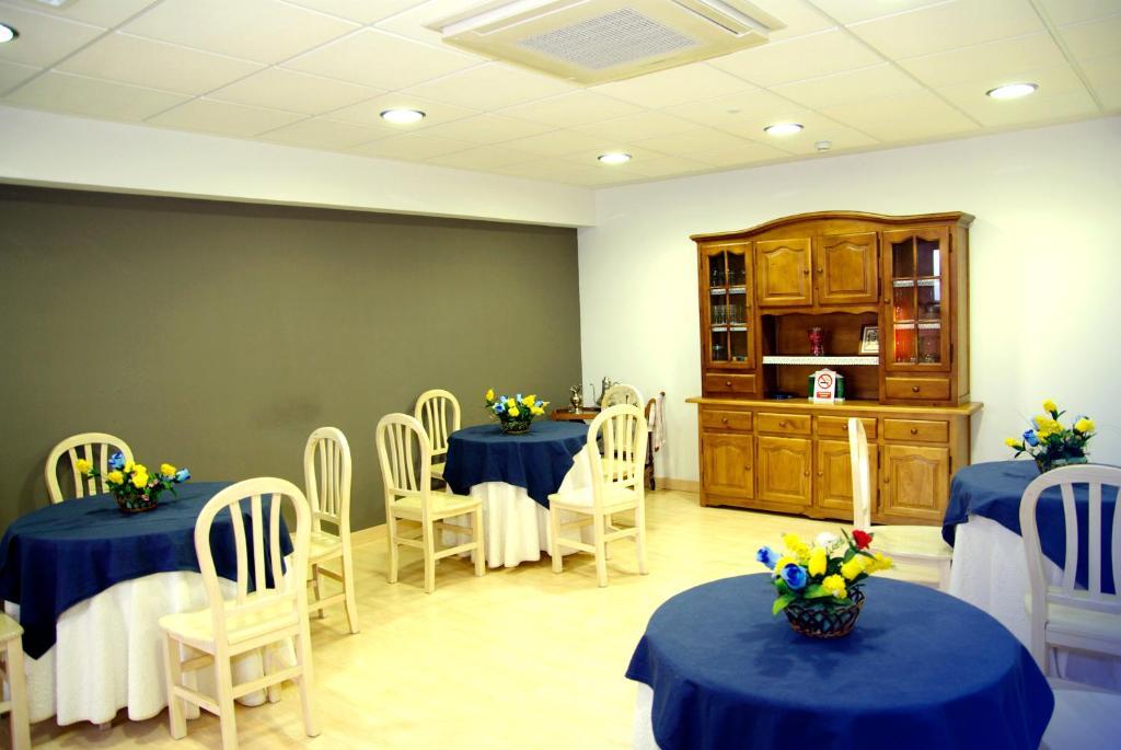 Hotel Restaurante Caracho 코렐라 외부 사진
